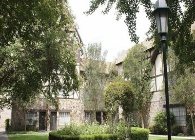 Anaheim Majestic Garden Hotel