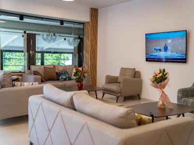 Lago Hotel & Spa