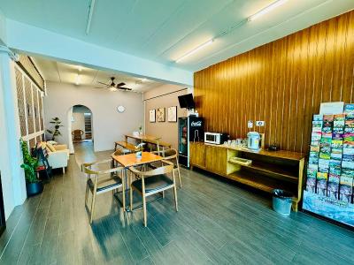Tanwa House By Zuzu