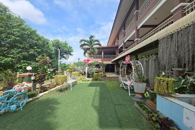 Phaiboon Hotel & Resort By Zuzu
