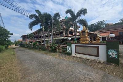 Phaiboon Hotel & Resort By Zuzu