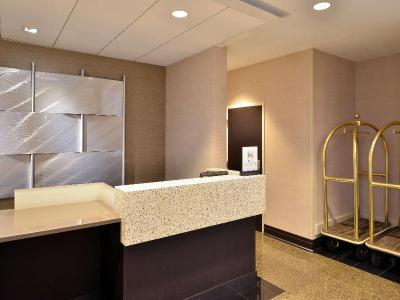 Hotel Belvoir Springfield