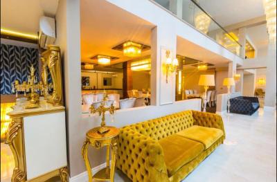 Real King Residence Hotel