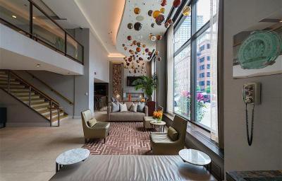 Hotel Felix Chicago