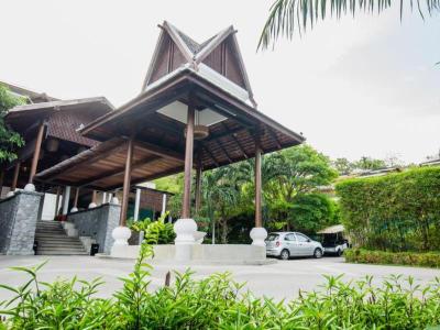 KC Resort and Over Water Villa's