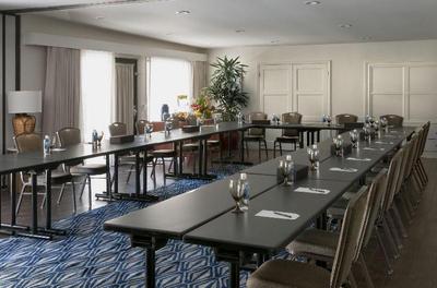 Paradise Point Resort & Spa