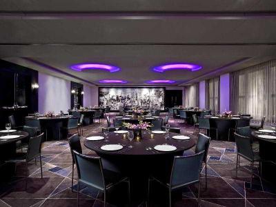 W Minneapolis-The Foshay