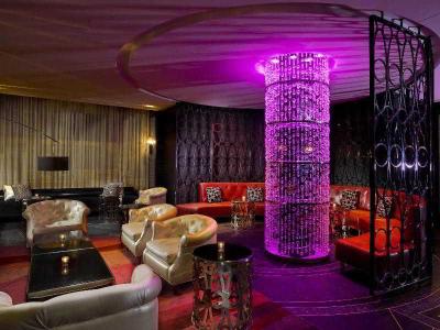 W Minneapolis-The Foshay