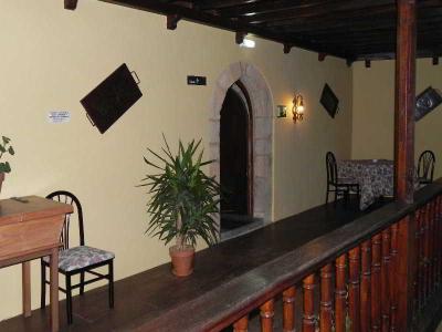 Castillo Valdes Salas