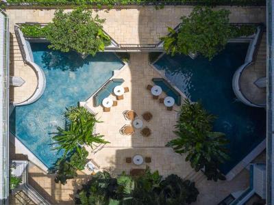 Mayfair House Hotel & Garden