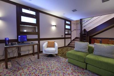 Suites Gran Via 44