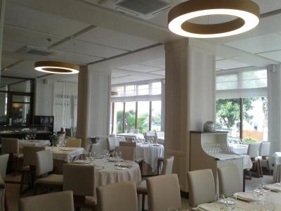 Las Rocas Playa Hotel