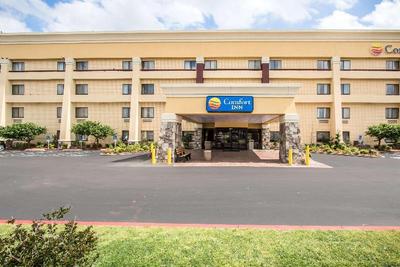Comfort Inn & Suites Tulsa