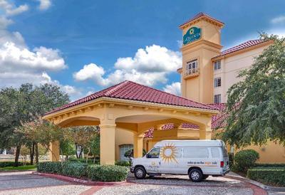 La Quinta Inn & Suites Dallas/North Central