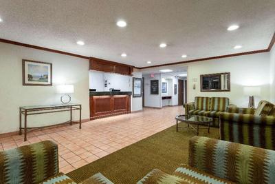 La Quinta Inn Indianapolis East / Post Drive