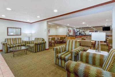 La Quinta Inn Indianapolis East / Post Drive