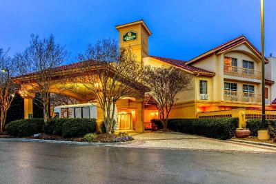 La Quinta Inn & Suites Raleigh - Durham Airport
