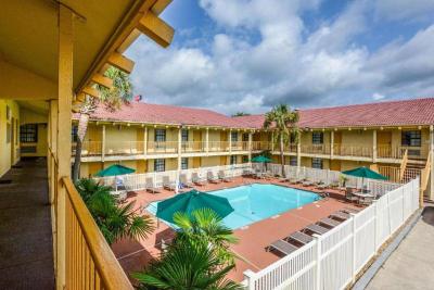 Quality Inn & Suites North Charleston Ashley P