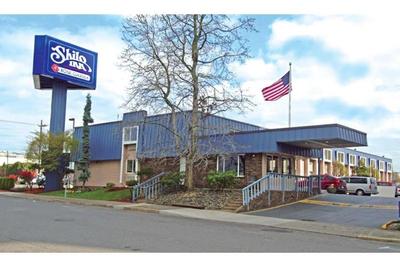 District Hotel by OYO Portland Convention Center