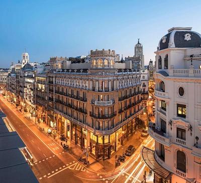 Las Letras Gran Via