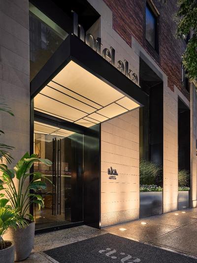 Hotel AKA Nomad