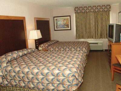 Inn and Suites Seaside