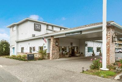 Inn and Suites Seaside