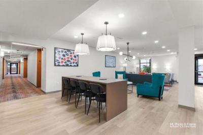 Comfort Suites