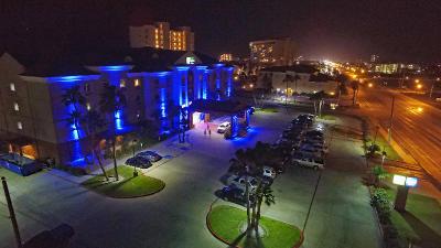Holiday Inn Express Hotel & Suites South Padre