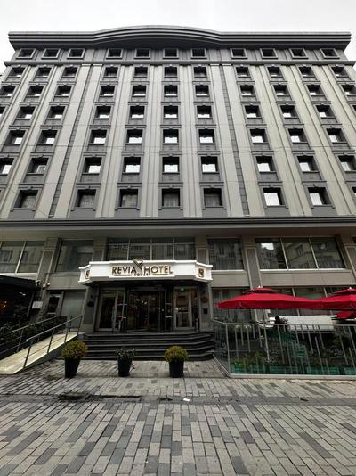 Nova Plaza Crystal Hotel