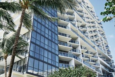 W South Beach