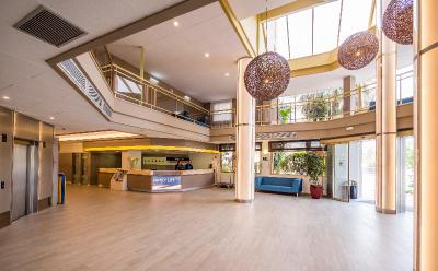 Golden Avenida Family Suites