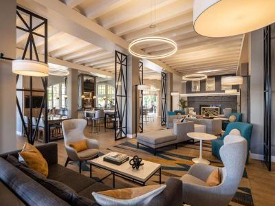Crowne Plaza Phoenix-Chandler Golf Resort