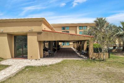 Ramada by Wyndham Jacksonville I-95 by Butler Blvd