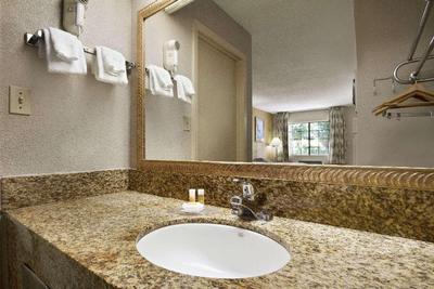 Days Inn by Wyndham Southaven MS