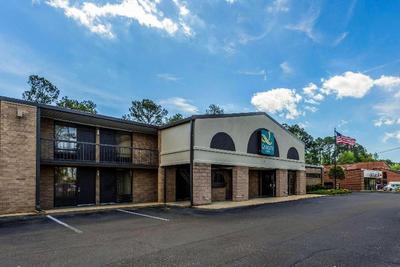 Quality Inn Tupelo - Near Barnes Crossing Mall