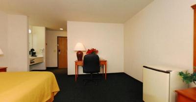 Quality Inn & Suites Chesterfield Village