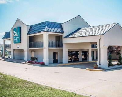 Quality Inn US65 & E Battlefield Rd Springfield