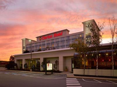 Clarion Hotel Portland Airport
