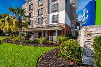 Holiday Inn Express Suites Lexington