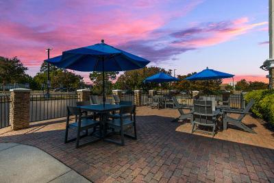 Holiday Inn Houston NE - Bush Airport Area by IHG