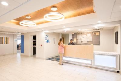 Holiday Inn Express Stone Mountain