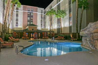 Hampton Inn Tropicana