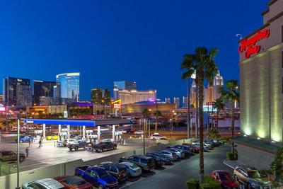 Hampton Inn Tropicana
