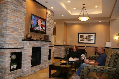 Hampton Inn & Suites Barstow