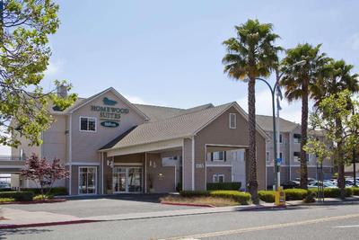 Homewood Suites Oakland Waterfront