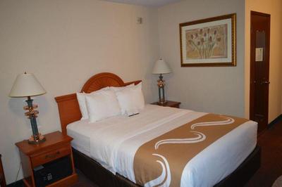 Quality Inn & Suites Lacey I-5