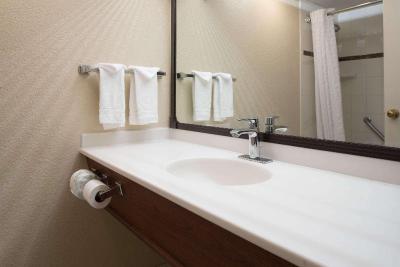 Ramada by Wyndham Downtown Spokane