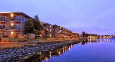 Executive Inn and Suites Oakland