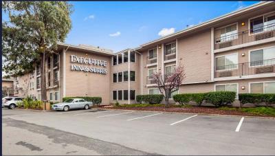 Executive Inn and Suites Oakland